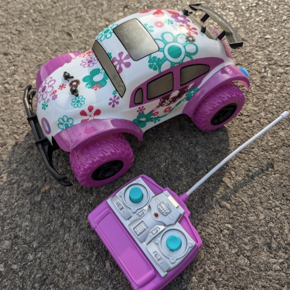 Sharper Image Pixie Cruiser Pink and Purple RC Remote Control Car